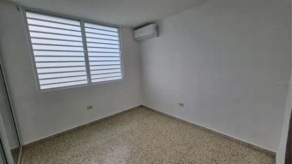 35 URB MONTE VERDE #CC 10, Manati, PR 00674