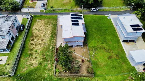 Bo Ceiba Sur Sector Canal SOLAR #6, Juncos, PR 00777