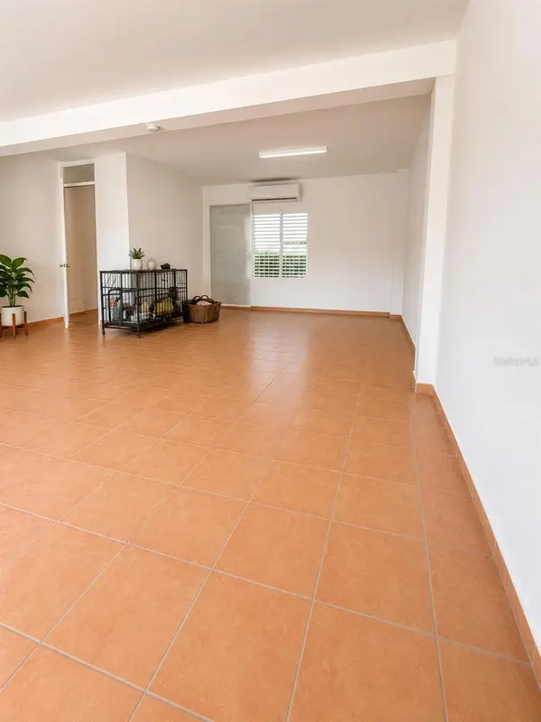 3 MARGINAL, Carolina, PR 00985