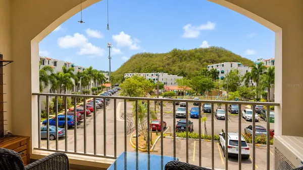 150 CONECTOR C, San Juan, PR 00926