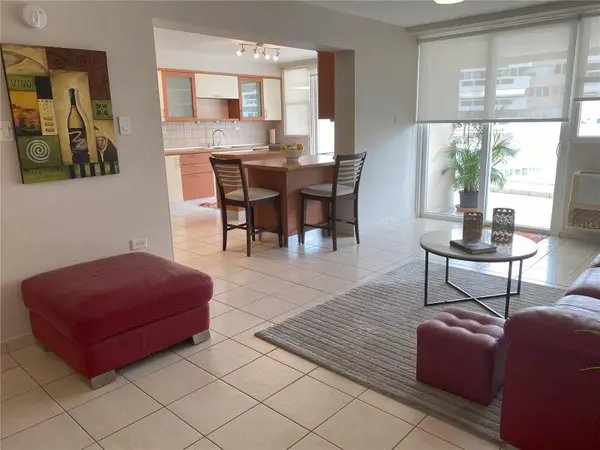 1020 DIAZ WAY ST #720, Carolina, PR 00979