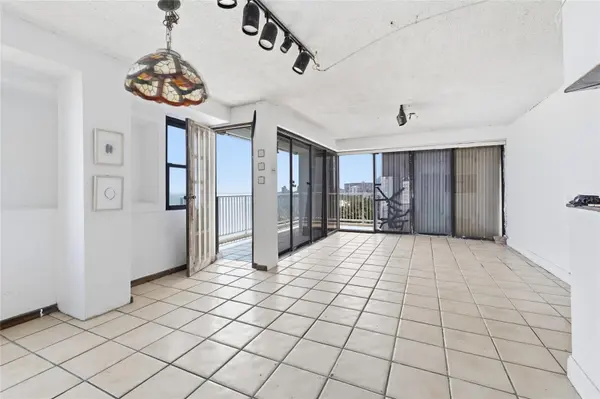 4633 ISLA VERDE AVE #803, Carolina, PR 00979