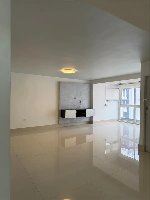 6 CONDOMINIO LAGUNA TERRACE ST #2C, San Juan, PR 00907