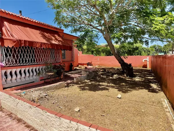 Address not disclosed, Toa Baja, PR 00949