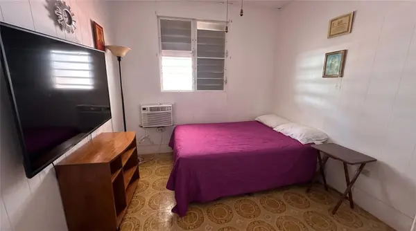 calle 5 COMUNIDAD RURAL VILLA BORINQUEN, Canovanas, PR 00729