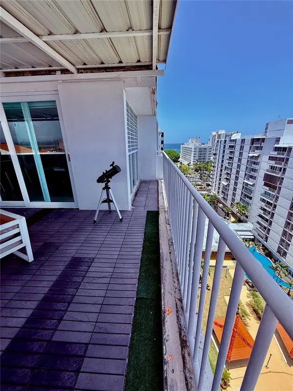 6400 ISLA VERDE AVE #12J, Carolina, PR 00979
