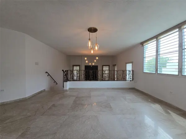 52 BULEVARD DE LOS ARBOLES, San Juan, PR 00926