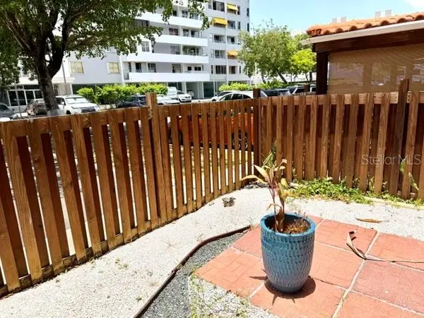 5870 JOSE TARTAK STREET #B1, Carolina, PR 00979