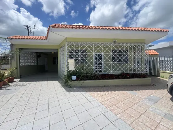 35 X COLOMBINA, Bayamon, PR 00956