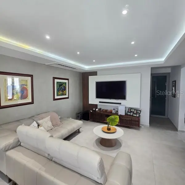 1 RUBI, Vega Alta, PR 00692