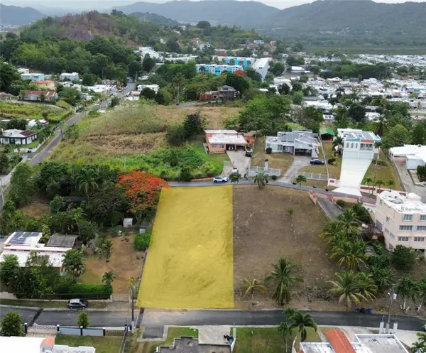 12 Miramelinda ST PARAISO SANTA BARBARA, Gurabo, PR 00778