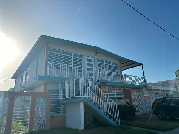 7 JARDINES DE COUNTRY CLUB DEV. #B-14, Carolina, PR 00983
