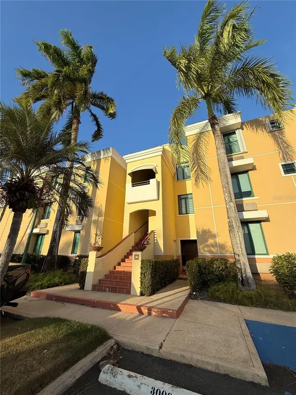 Edificio 8 EL DORADO CLUB #30-03, Vega Alta, PR 00692