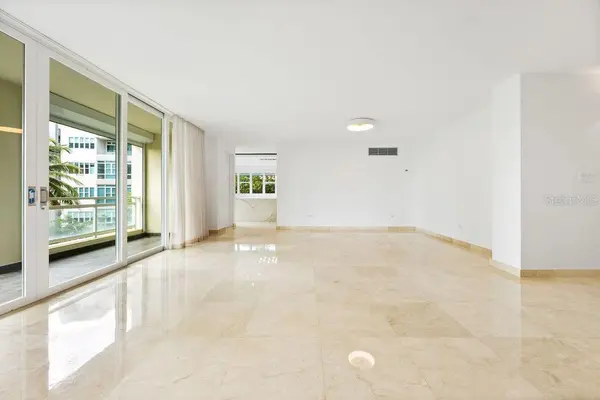 20 CARRION CT #401, San Juan, PR 00911