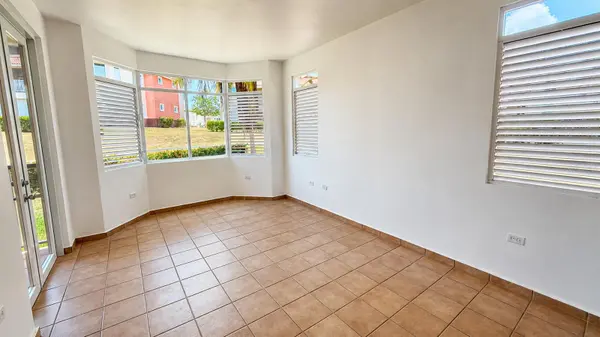 A-46 PALMAS DR #1, Humacao, PR 00791