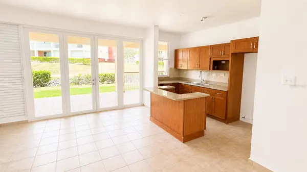 A-46 PALMAS DR #1, Humacao, PR 00791