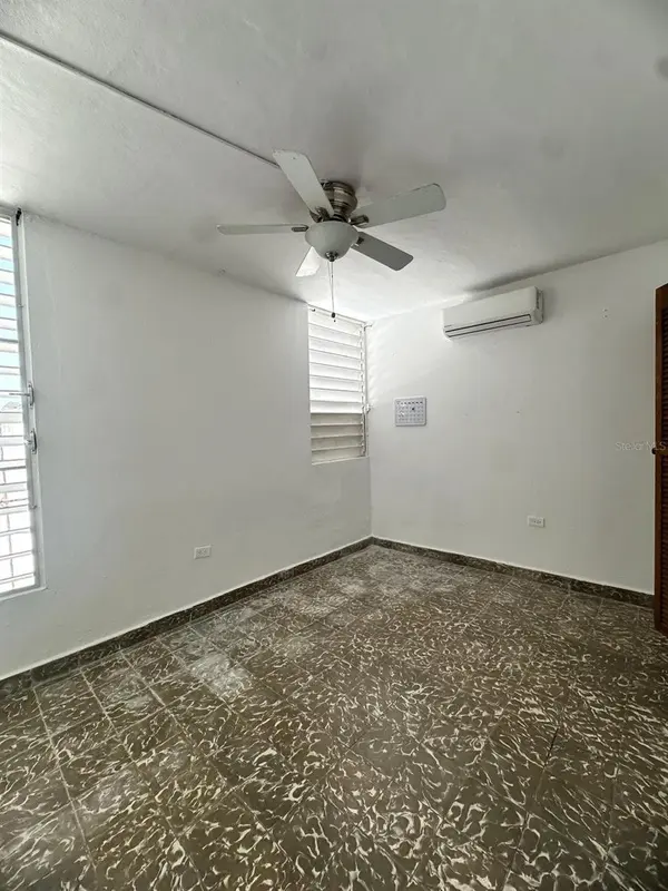 7 LOMAS DE TRUJILLO ALTO DEV. #G-32, Trujillo Alto, PR 00976