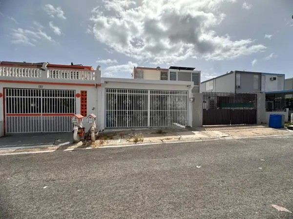 7 LOMAS DE TRUJILLO ALTO DEV. #G-32, Trujillo Alto, PR 00976