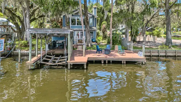 55342 CLAIRE ST, Astor, FL 32102