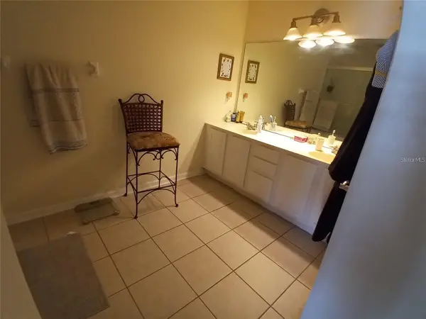 1121 SETON HALL CT, Sanford, FL 32771
