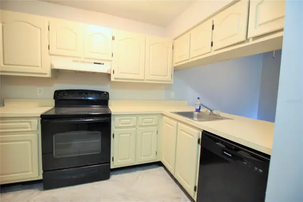 660 KENWICK CIR #104, Casselberry, FL 32707