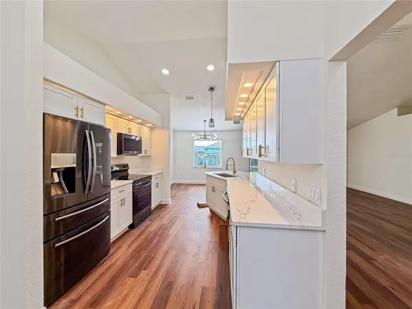 2617 SUNDANCE CIR, Mulberry, FL 33860