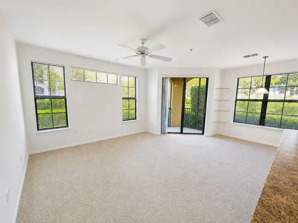 8341 38TH STREET CIR E #107, Sarasota, FL 34243