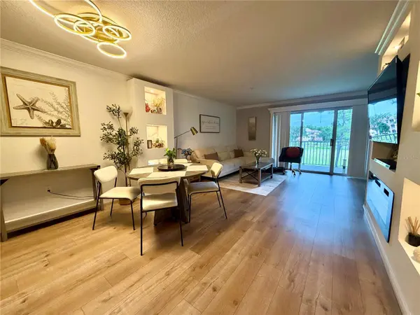 14049 FAIRWAY ISLAND DR #124, Orlando, FL 32837