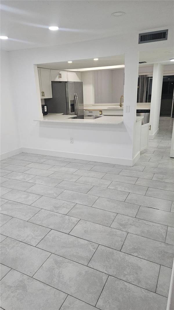 2500 21ST ST NW #15, Winter Haven, FL 33881