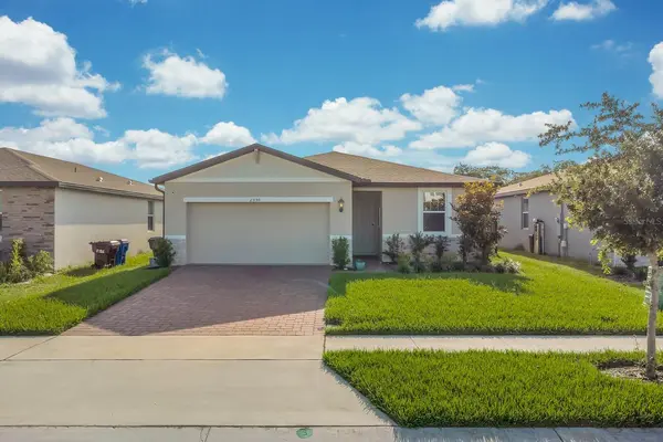 2950 SUNSTAR DR, St Cloud, FL 34772