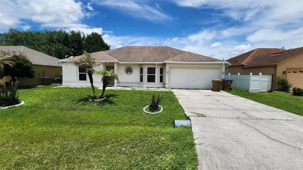 811 CARROUSEL LN, Kissimmee, FL 34759