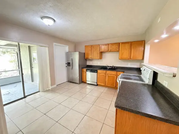 729 HUMMINGBIRD LN, Orlando, FL 32825