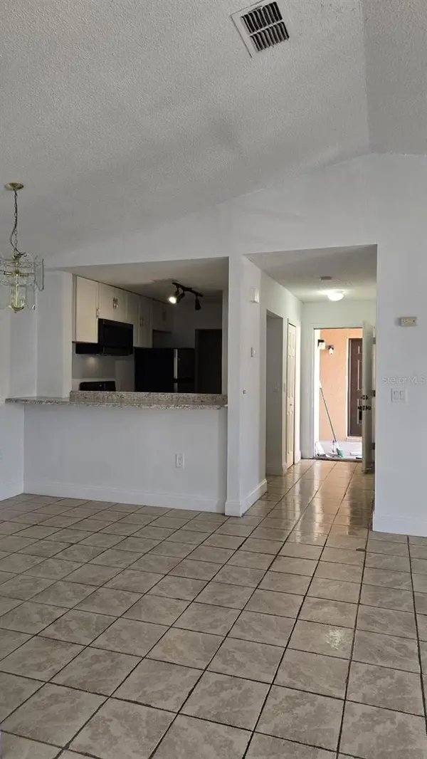 5214 VIA HACIENDA CIR #A307, Orlando, FL 32839