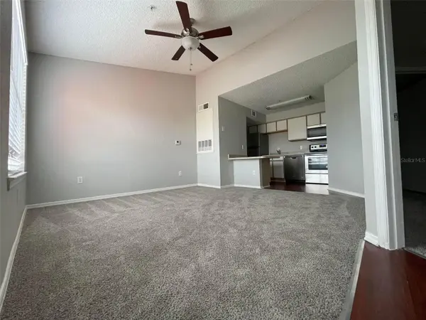 2206 ANTIGUA PL #1037, Kissimmee, FL 34741