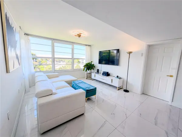 3635 WHITEHALL DR #401, West Palm Beach, FL 33401