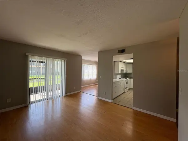 9933 SWEEPSTAKES LN #6, Orlando, FL 32837