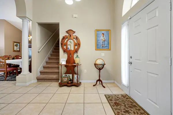 816 KNIGHTSBRIDGE CIR, Davenport, FL 33896