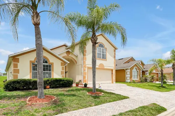 816 KNIGHTSBRIDGE CIR, Davenport, FL 33896