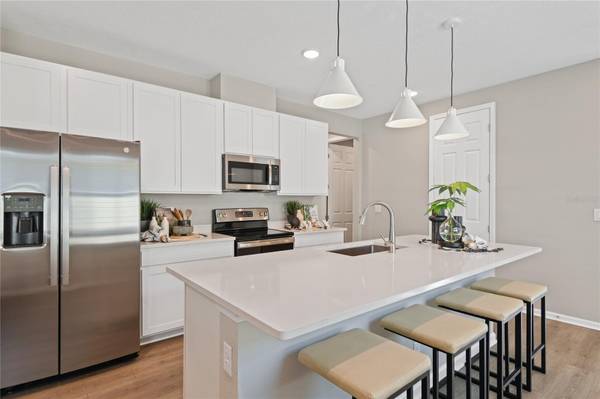 5862 SUNLIT BEND WAY, Apollo Beach, FL 33572
