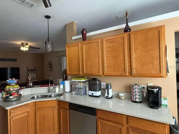1166 DEKLEVA DR, Apopka, FL 32712