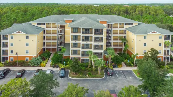 3060 PIRATES RETREAT CT #302, Kissimmee, FL 34747