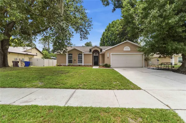 1564 CYPRESS WOODS CIR, St Cloud, FL 34772
