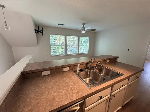 1005 KESTREL CT #B, Celebration, FL 34747