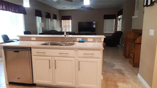 1915 ACACIA DR, Kissimmee, FL 34758