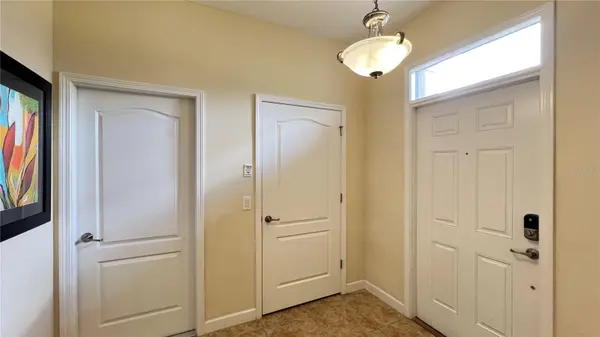 2353 VICTORIA DR, Davenport, FL 33837