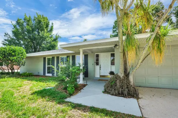 136 LAKE MARIAM RD SE, Winter Haven, FL 33884