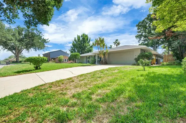 136 LAKE MARIAM RD SE, Winter Haven, FL 33884