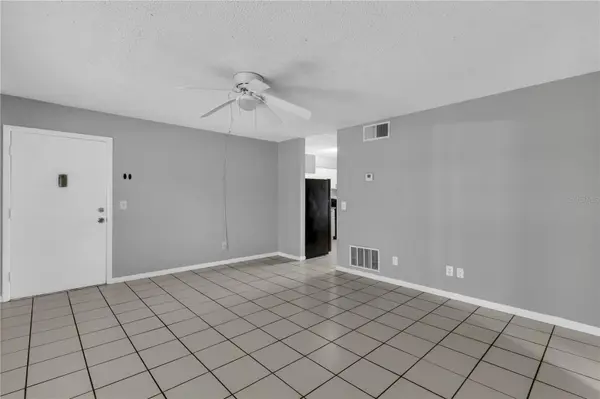1629 W OAK RIDGE RD #1629D, Orlando, FL 32809
