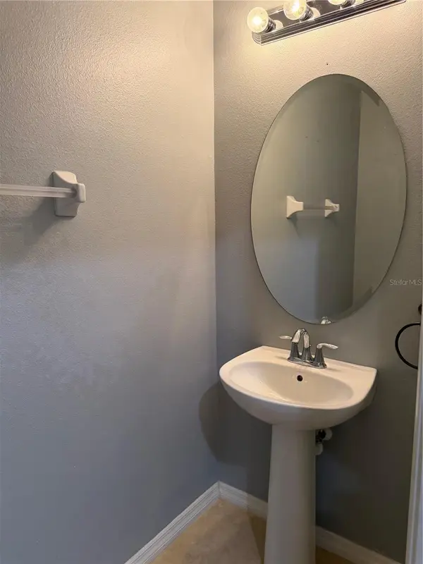 2914 RODRICK CIR, Orlando, FL 32824