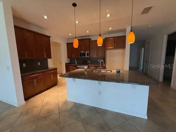 1284 BONITA CANYON DR, Poinciana, FL 34759